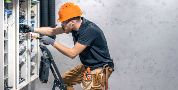 Best Licensed Electrician  in Springfield, MO